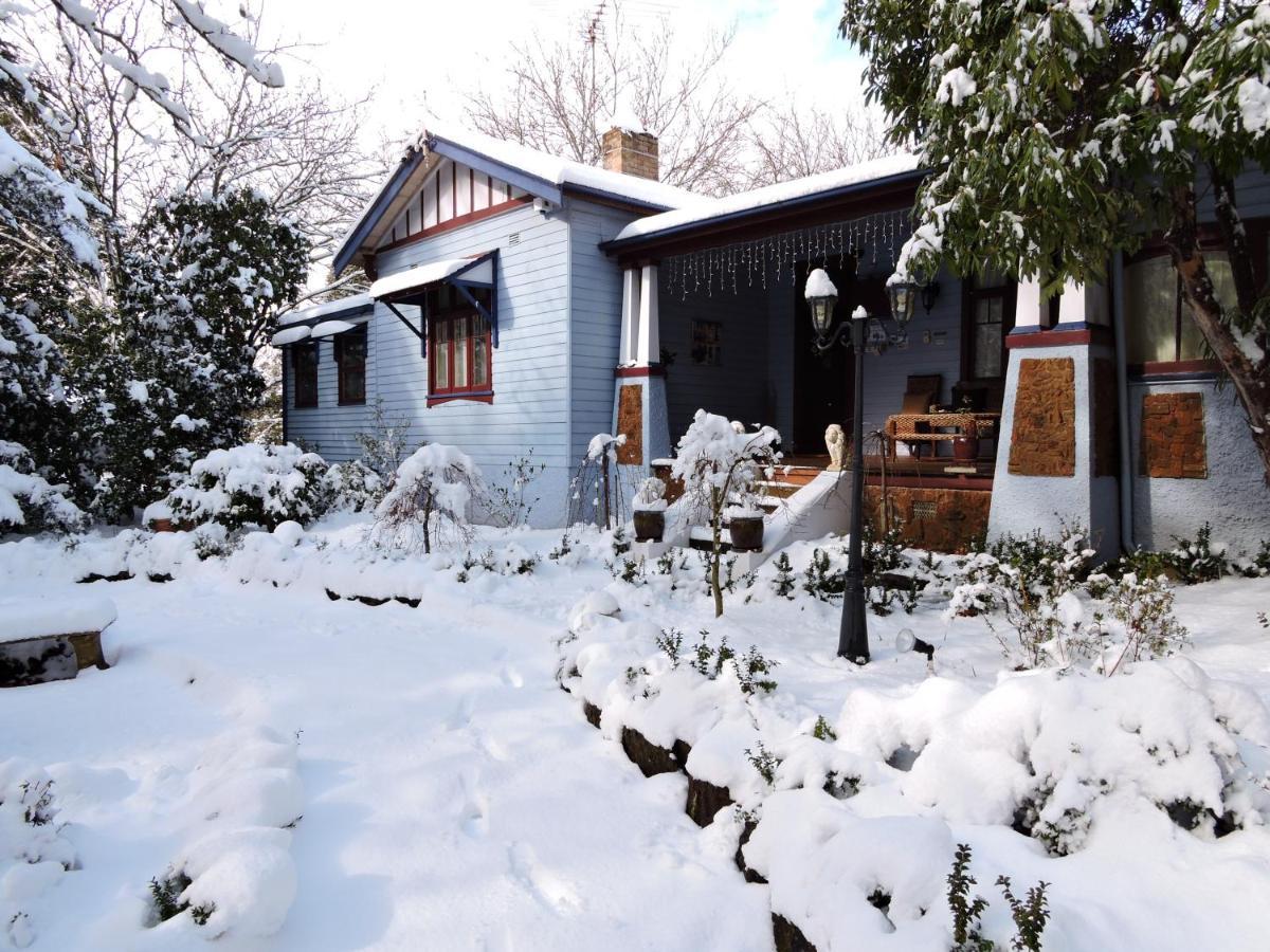 Kubba Roonga Guesthouse - Boutique Luxury Spa Retreat & Gardens - Blue Mountains ブラックヒース エクステリア 写真