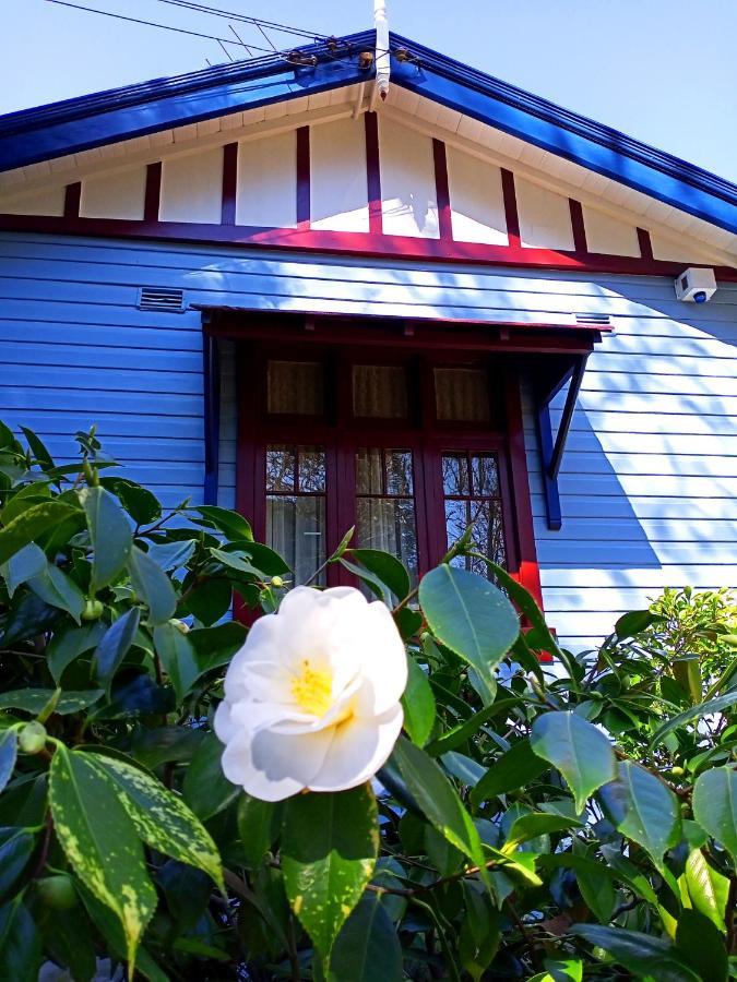 Kubba Roonga Guesthouse - Boutique Luxury Spa Retreat & Gardens - Blue Mountains ブラックヒース エクステリア 写真