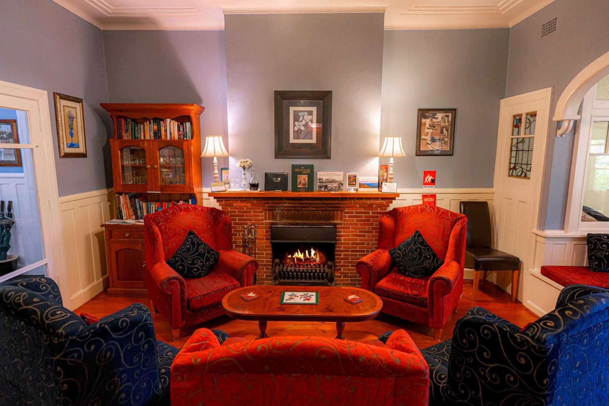 Kubba Roonga Guesthouse - Boutique Luxury Spa Retreat & Gardens - Blue Mountains ブラックヒース エクステリア 写真