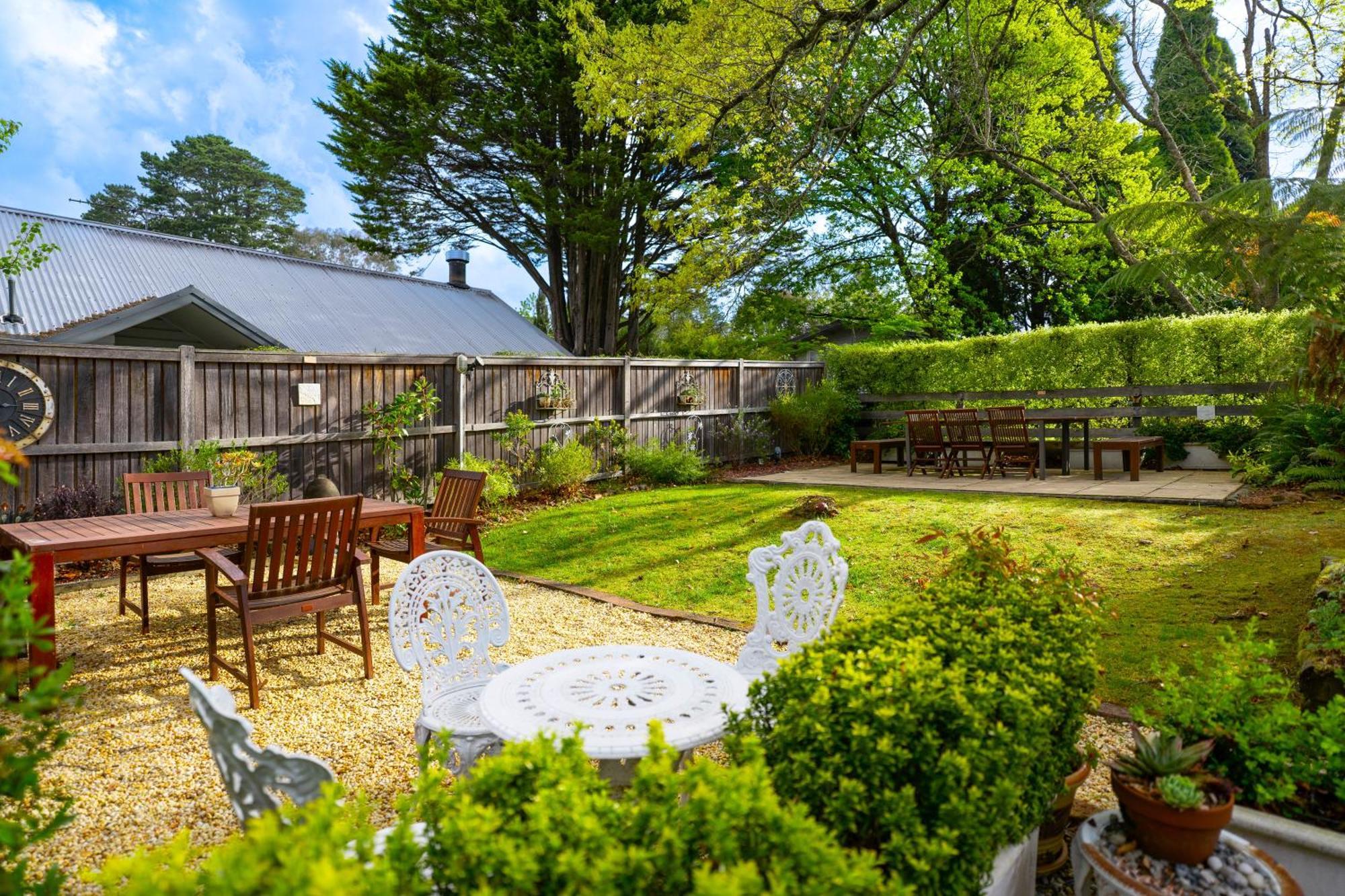 Kubba Roonga Guesthouse - Boutique Luxury Spa Retreat & Gardens - Blue Mountains ブラックヒース エクステリア 写真