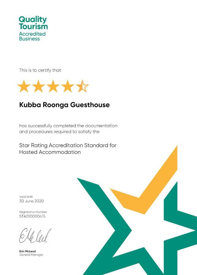 Kubba Roonga Guesthouse - Boutique Luxury Spa Retreat & Gardens - Blue Mountains ブラックヒース エクステリア 写真